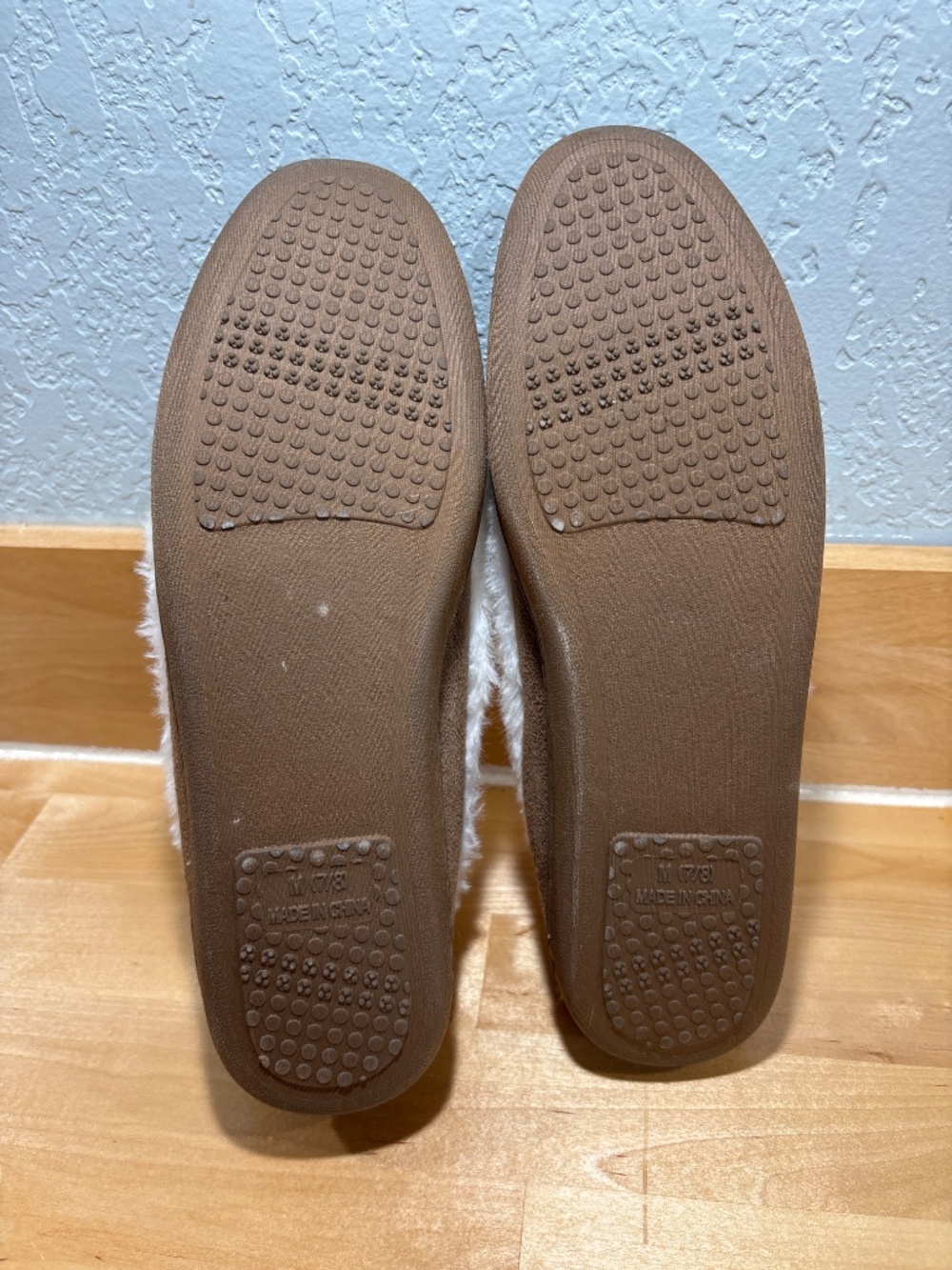Faux fur Moccasins - Picture 4 of 6